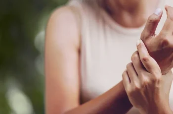 Daily Wrist Exercises to Alleviate RA Morning Joint Stiffness